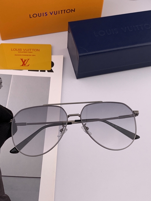 ルイヴィトンサングラス内部構造